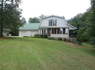 3883 Cagle Rd, Gainesville, GA 30501