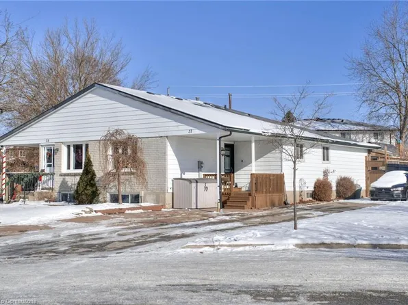 37 Harvest Ct, Kitchener, ON N2P 1T3