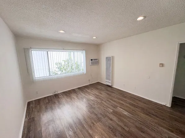 946 S. Carondelet Street, 946 S Carondelet St APT 11, Los Angeles, CA 90006