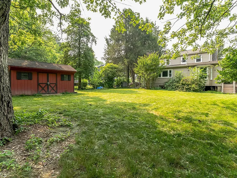 14011 Rectory Ln — Photo 25