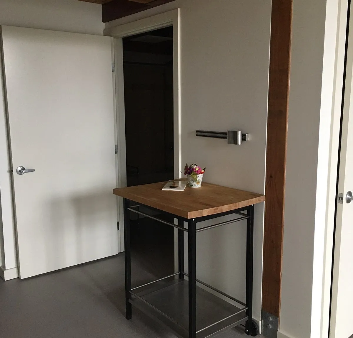 1 bed, $2,025 — Photo 3