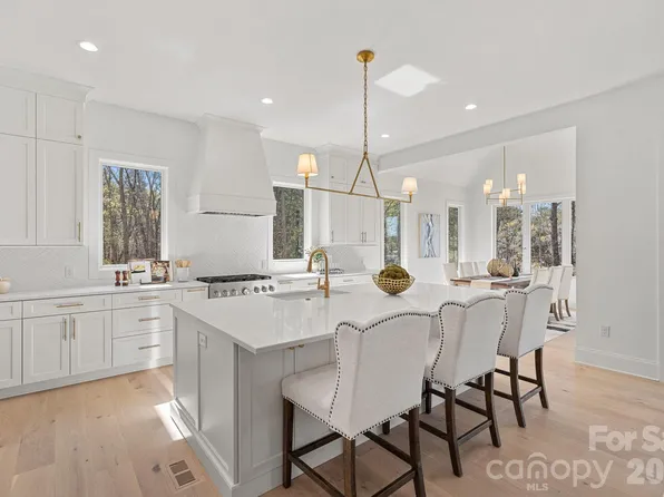 157 Ross Rd, Mooresville, NC 28117