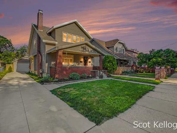 1821 Collins Ave SE, Grand Rapids, MI 49507