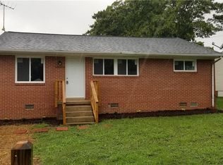 802 Bowling St, Graham, NC 27253