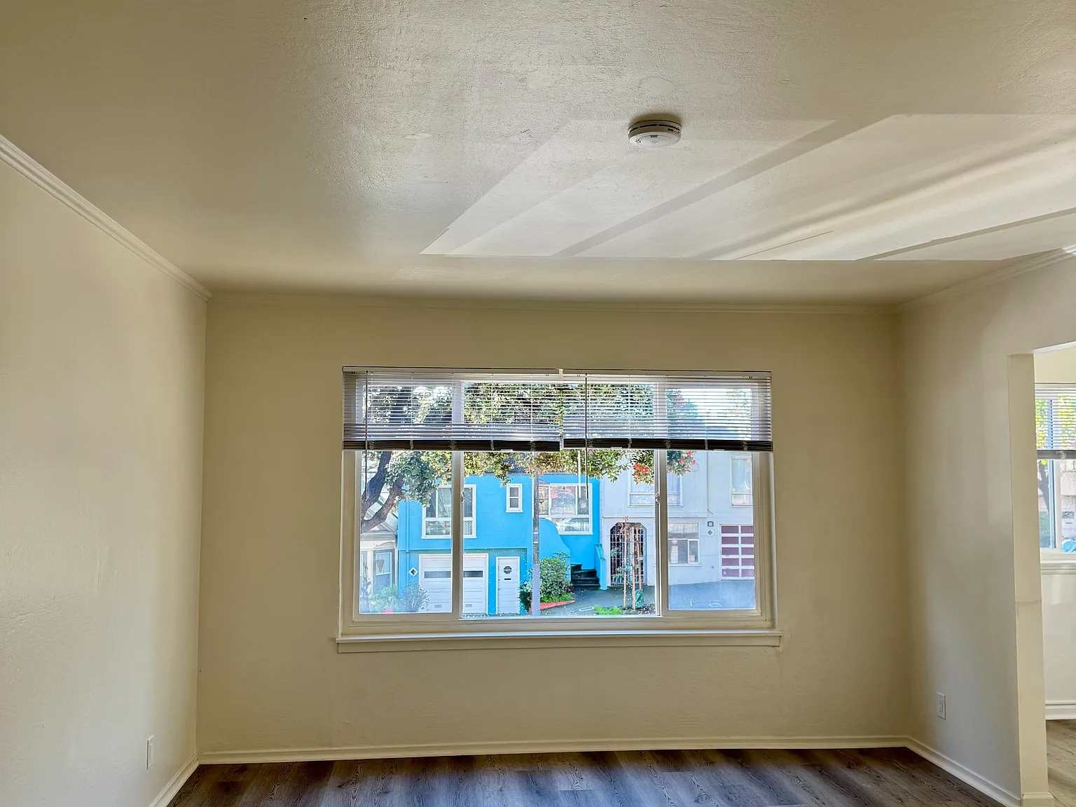 554 Monterey Blvd — Photo 1