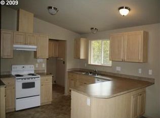 17384 Scaup Dr, Bend, OR 97707