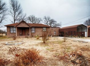 614 E Schley St, Vian, OK 74962
