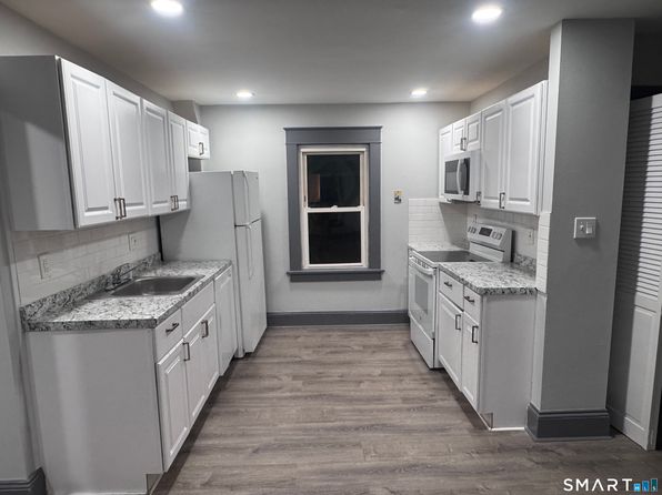 95 New Canaan Ave APT 2