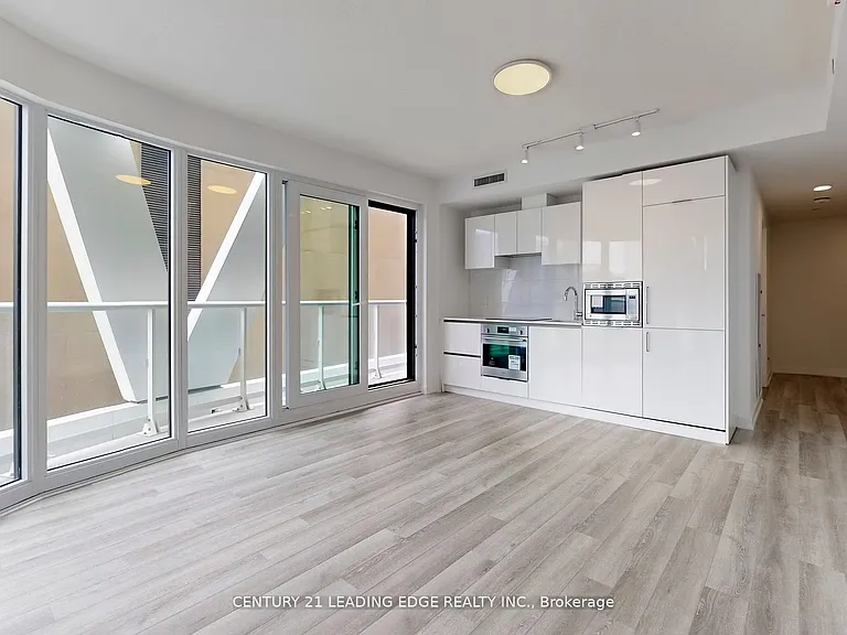 230 Simcoe St #726 — Photo 6