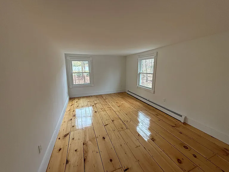 17 N Maple St — Photo 27