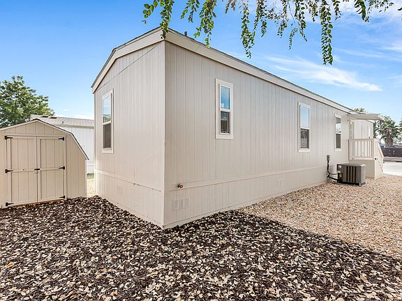 4th image of 4129 Potomac Ln #131