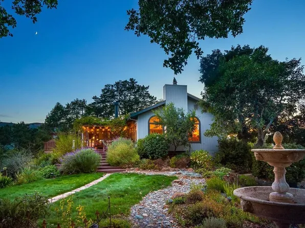 55 Half Moon Road, Novato, CA 94947