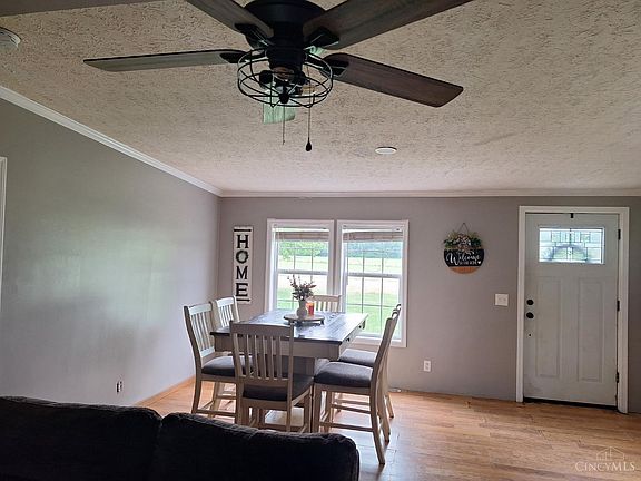 3rd image of 5675 Bucktown Rd