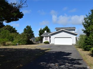 318 Cockle St SW, Ocean Shores, WA 98569