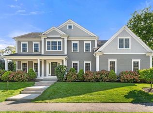 28 Old Farm Rd, Needham, MA 02492