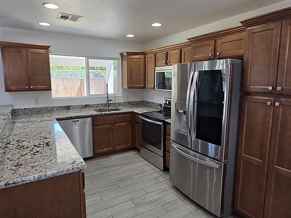 5th image of 4634 W Orchid Ln