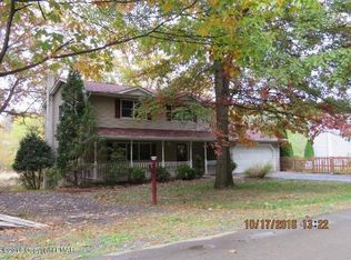6 Gilliland Dr, East Stroudsburg, PA 18301