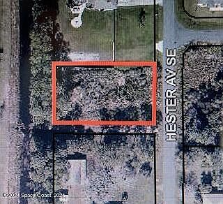 1st image of 2600 Hester Ave N