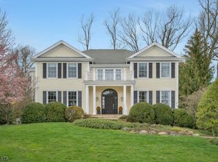 100 Essex Rd, Summit, NJ 07901