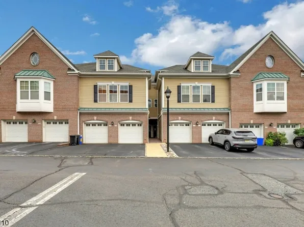 906 River Pl, Butler Boro, NJ 07405