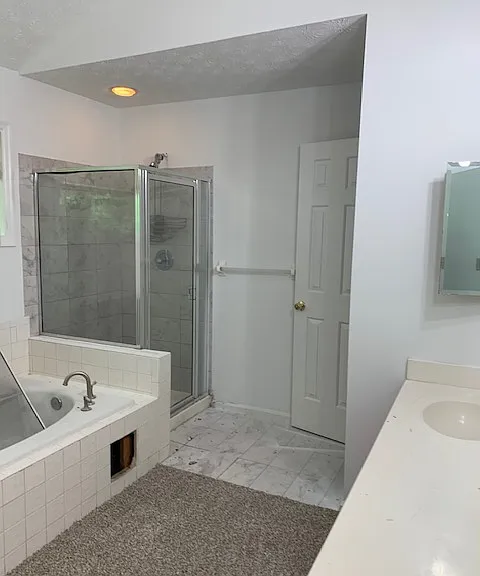 1050 Heatherwood Ct — Photo 10