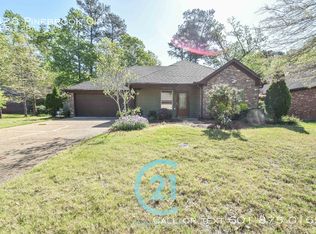 428 Pinebrook Cir, Brandon, MS 39047