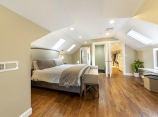 179 Tremont St #2, Newton, MA 02458