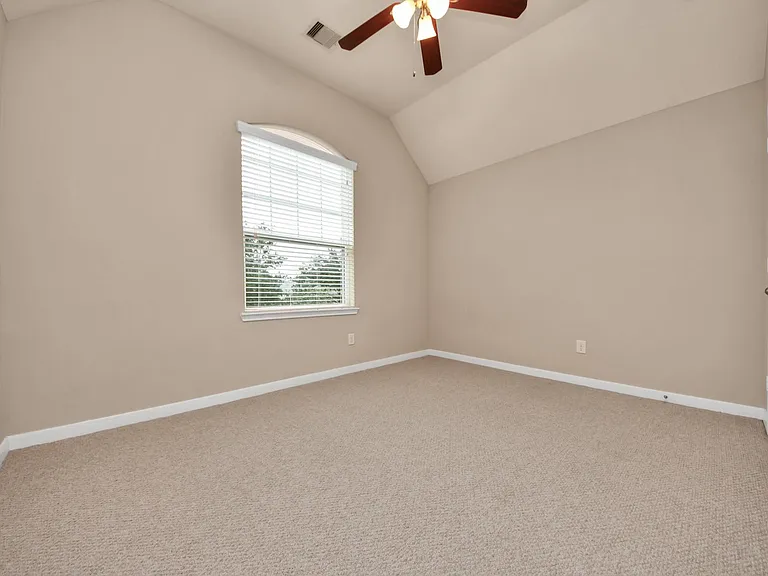 24122 Haywards Crossing Ln — Photo 40