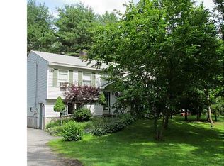 80 Foster Rd, Auburn, ME 04210