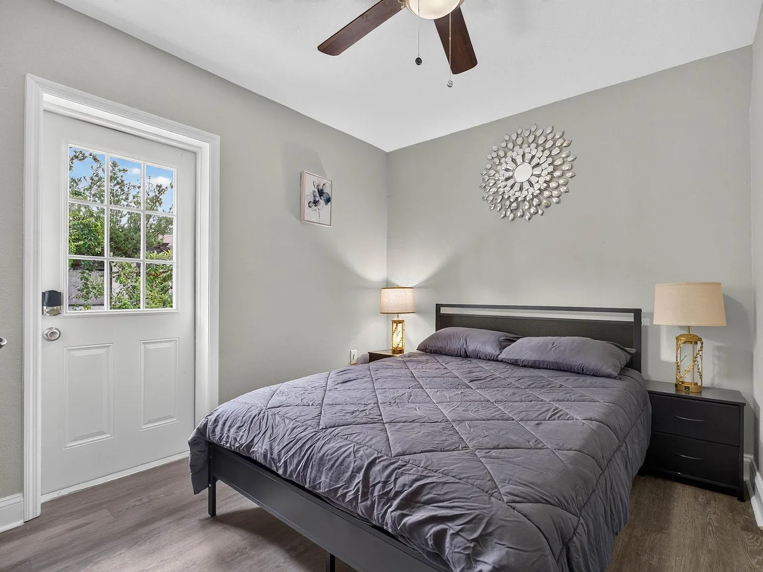 3 bed, 3.0 bath, 1500 sqft, $1,343 — Photo 4