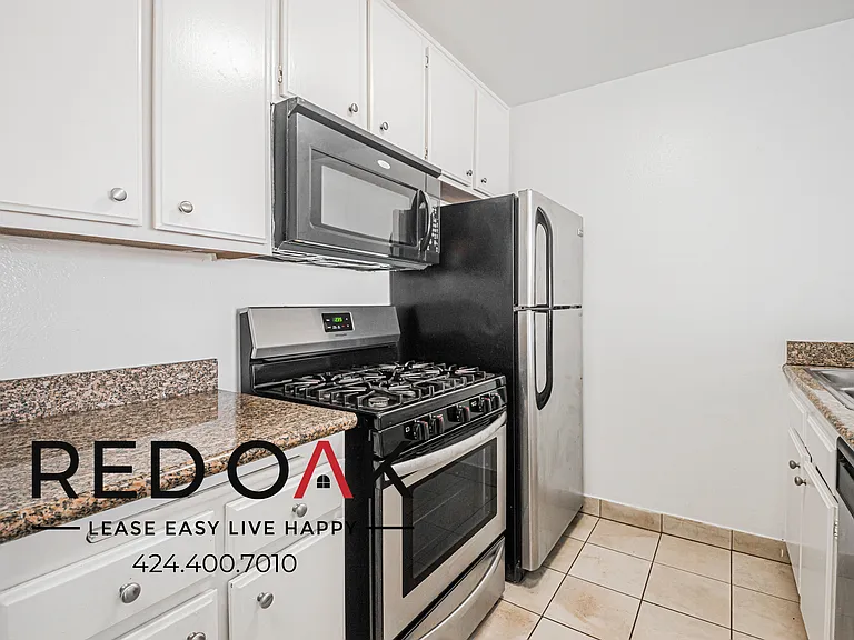 1522 N Formosa Ave — Photo 24