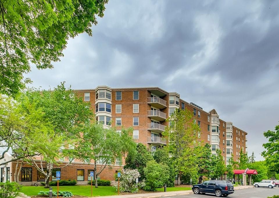 1st image of 1425 W 28th St APT 118