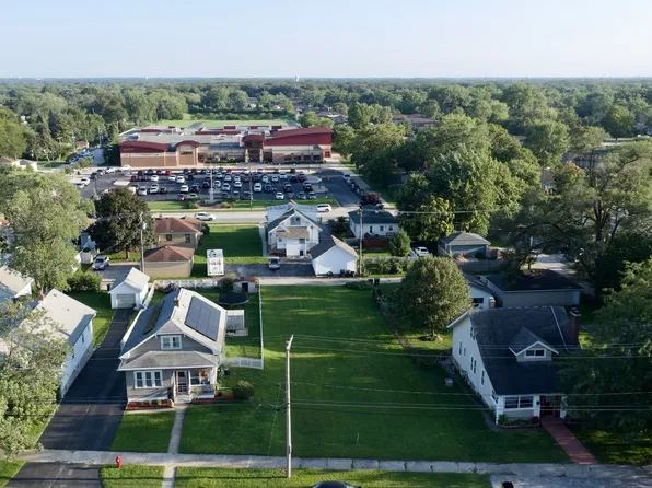 2715 Indiana Ave, Lansing, IL 60438