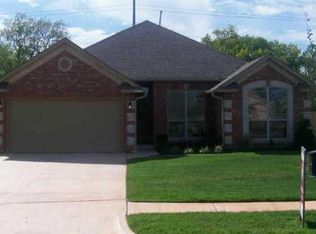 2004 Wimberley Crk, Moore, OK 73160