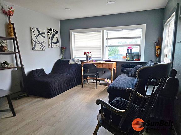 3rd image of 2953 Golden Birch Ln