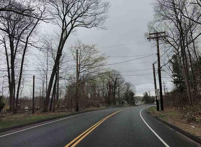2nd image of 301 Orange Center Rd