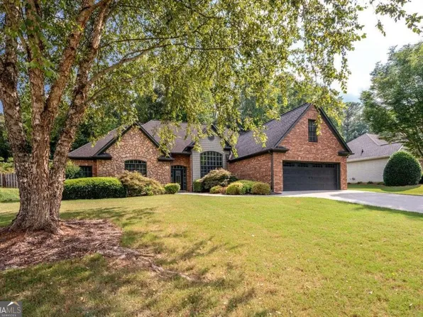305 Mogie Ln, Acworth, GA 30102