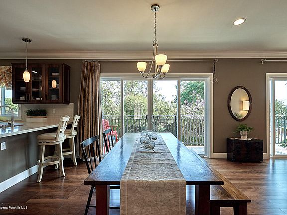 4th image of 4434 Rockland Pl