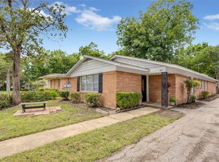 203 Brown St, Waxahachie, TX 75165