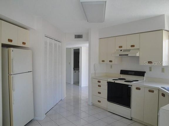 5th image of 6171 Bahia Del Mar Blvd APT 116