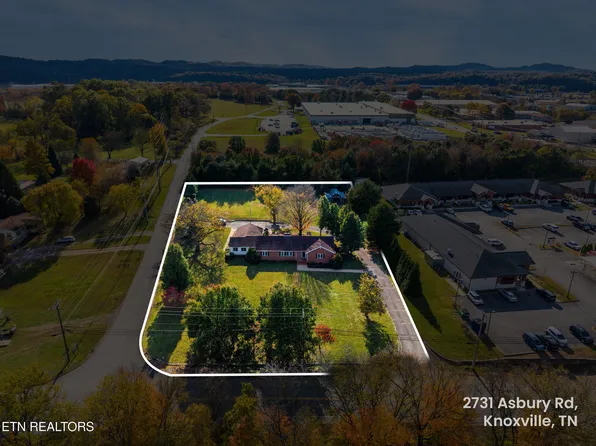 2731 Asbury Rd, Knoxville, TN 37914