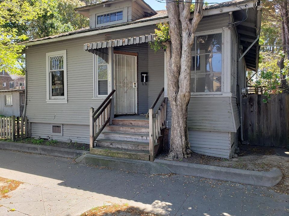 118 Marine Parade Santa Cruz CA 95062 Zillow