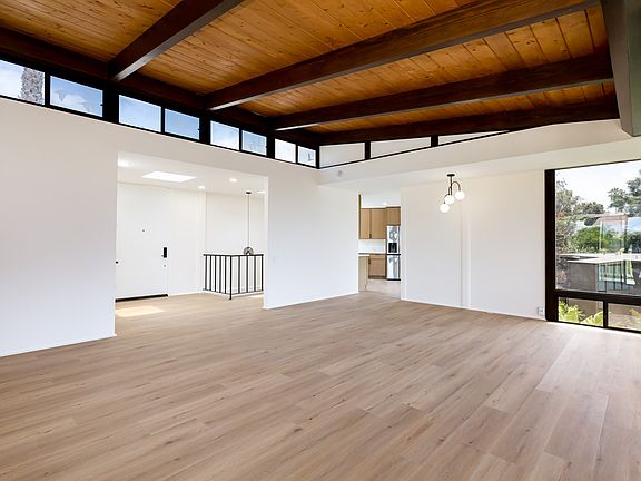 5th image of 2837 Kalmia Pl
