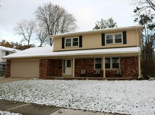 2811 Sunderland Rd, Lansing, MI
