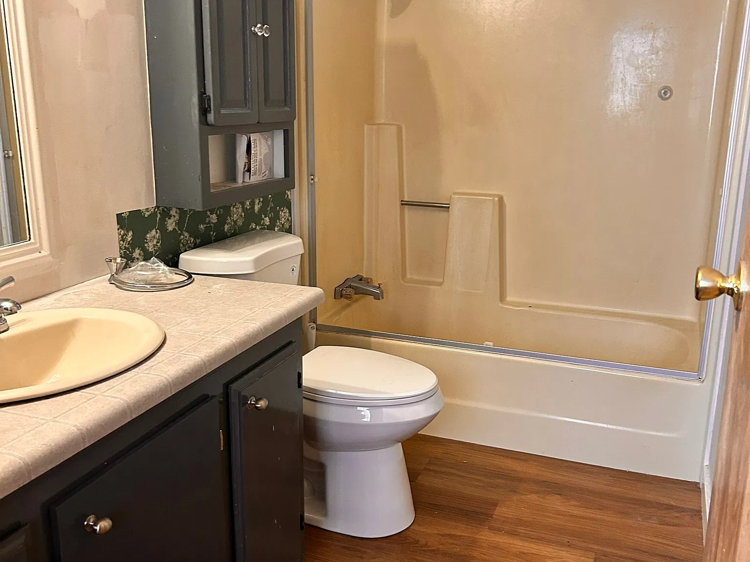 2 bed, $1,350 — Photo 2