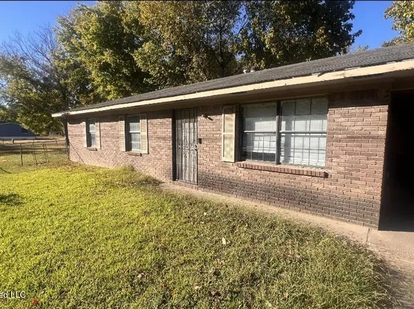 163 Charles St, Yazoo City, MS 39194
