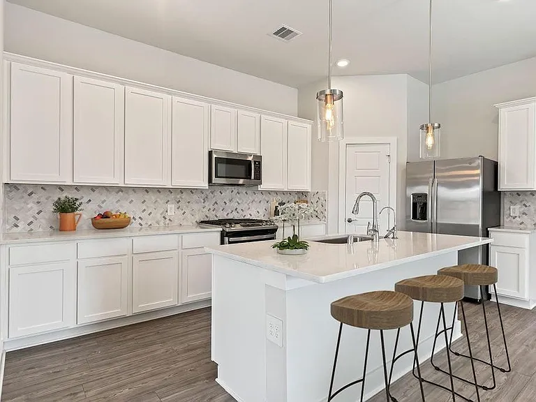 9903 Silverling Ct — Photo 10