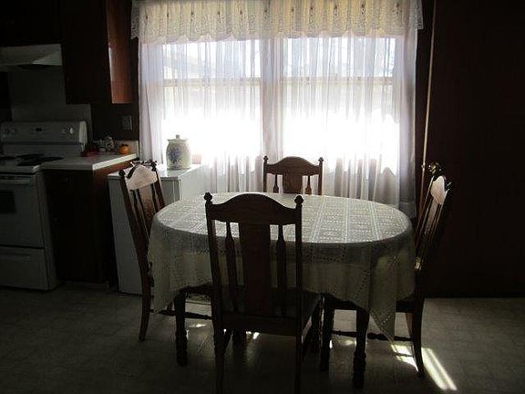 5th image of 3131 W 15th St