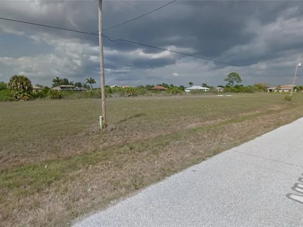 2033 NW 9th Ter, Cape Coral, FL 33993