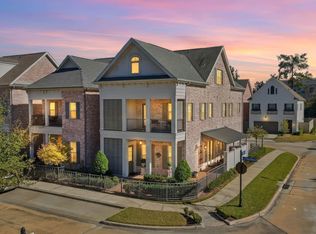 259 Green Blvd, Conroe, TX 77384